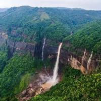 Nohkalikai Falls