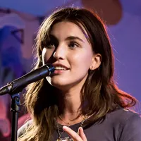 Rainey Qualley