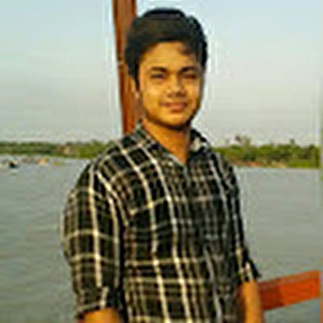 emtiasur profile image