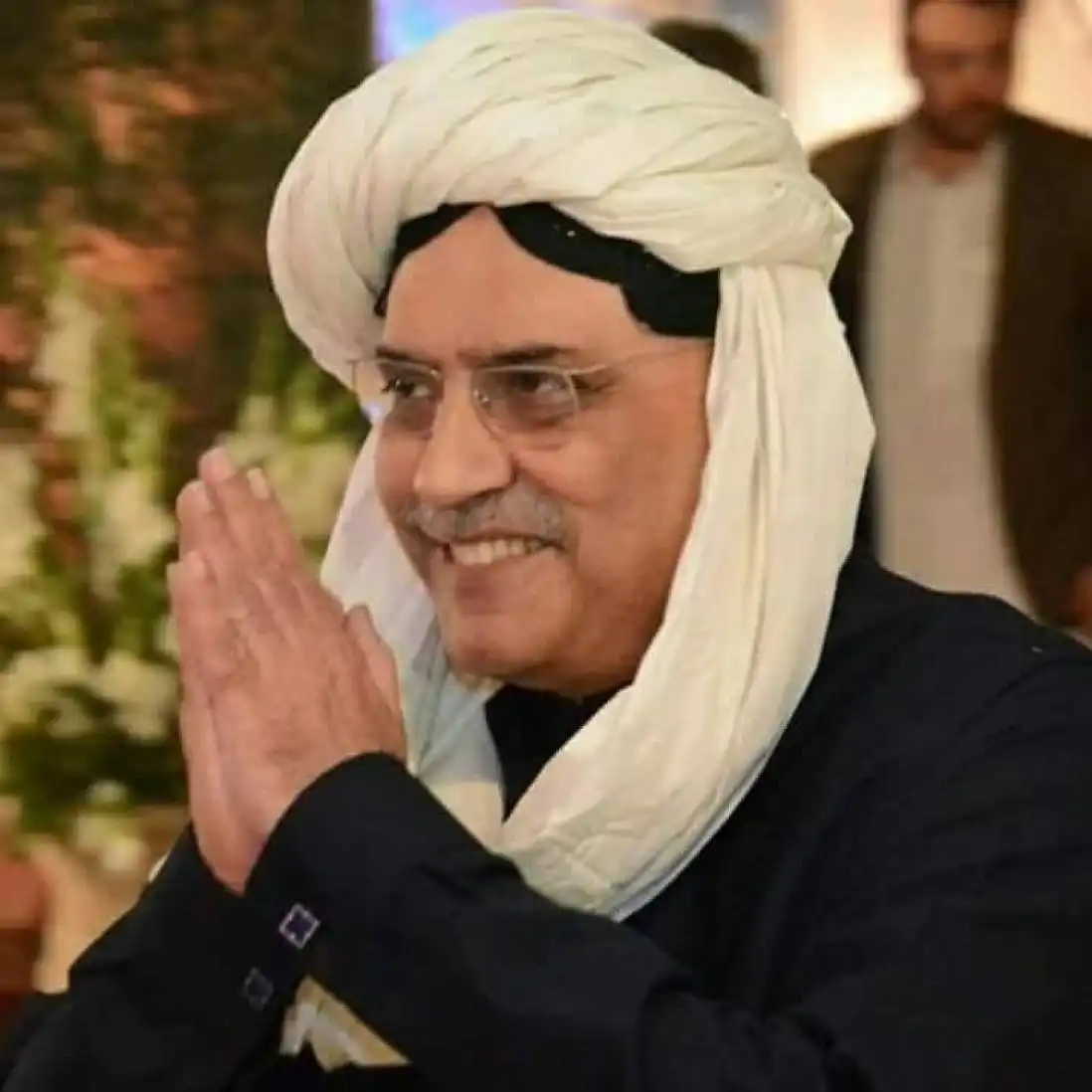 sh.h.m.r profile image